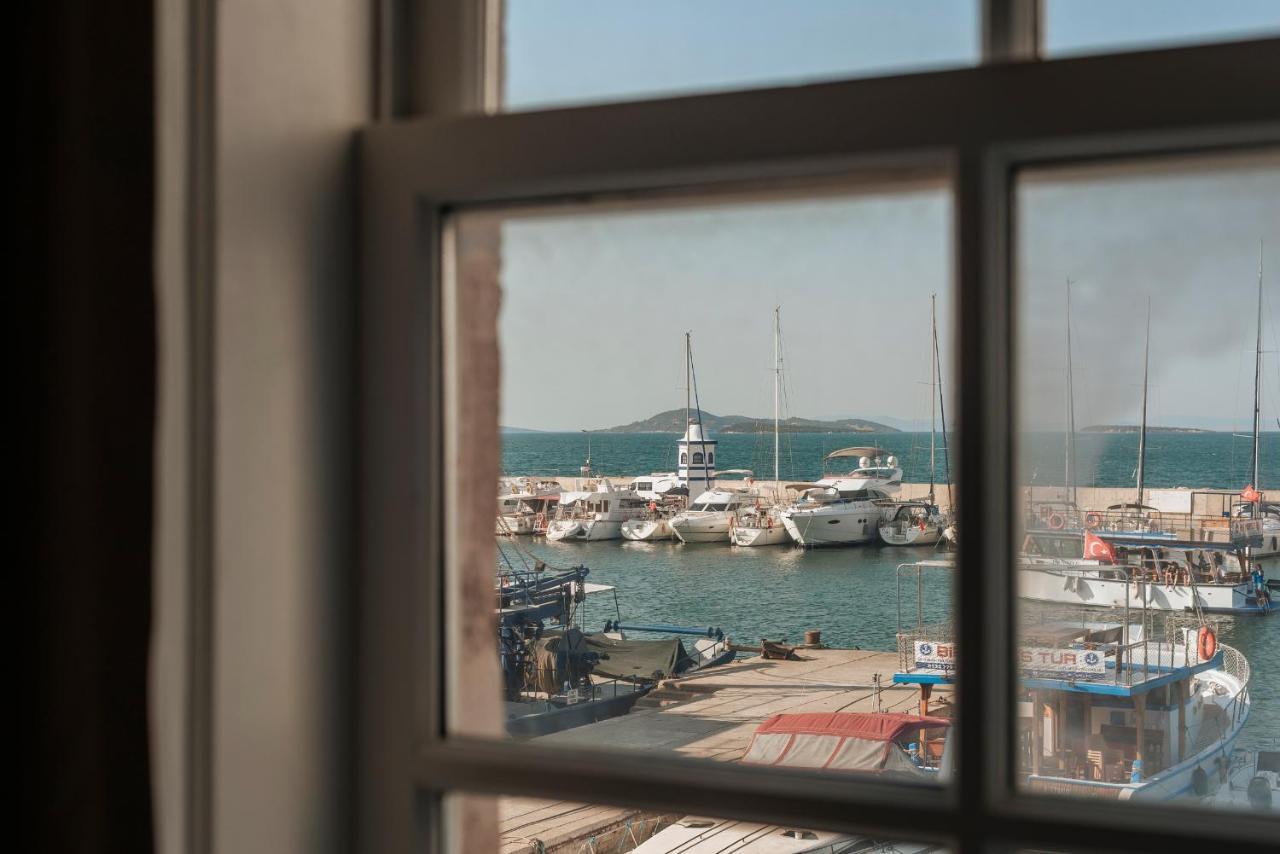 Guemruek Urla Hotell Exteriör bild