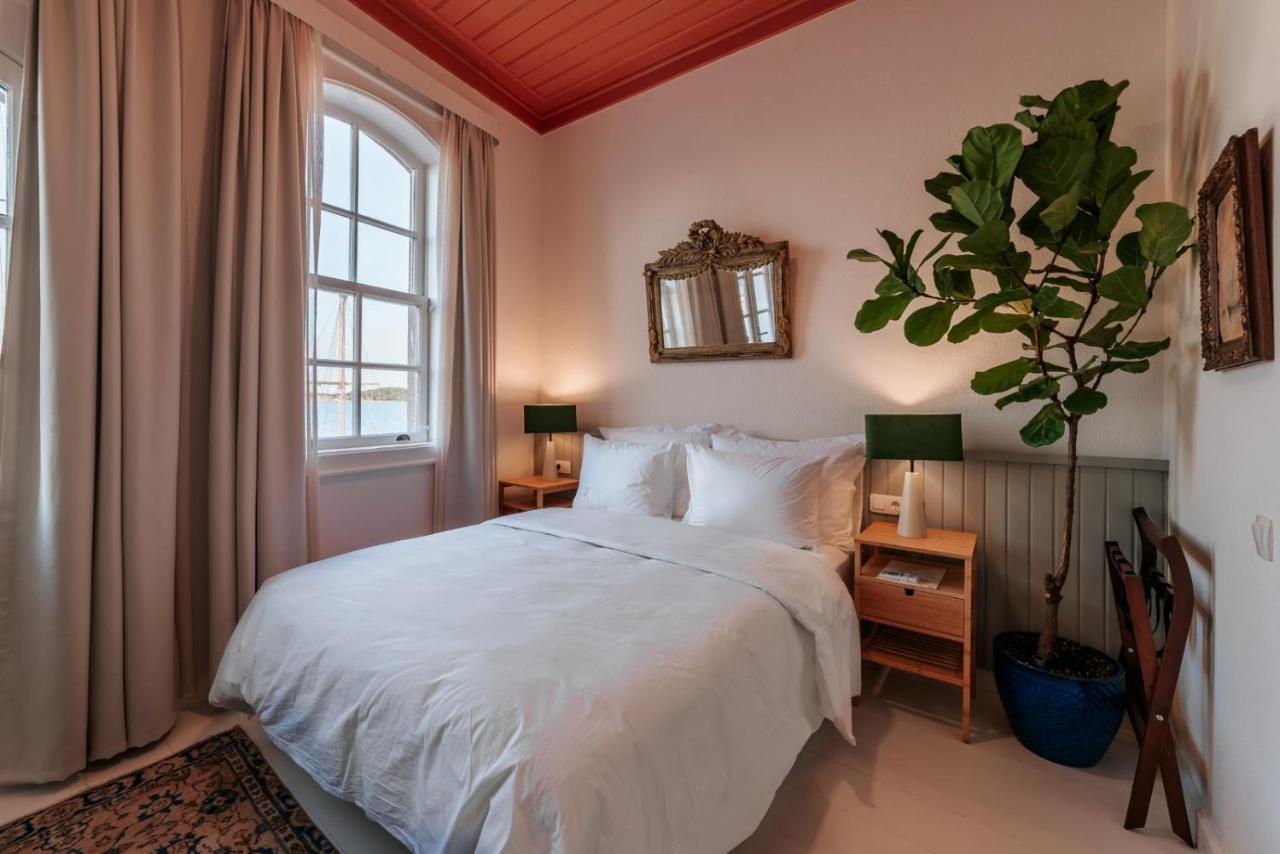 Guemruek Urla Hotell Exteriör bild